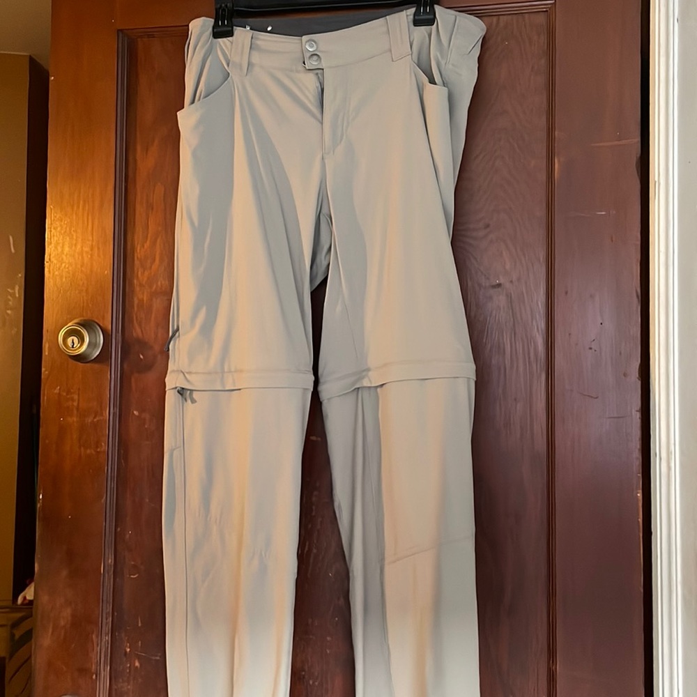 Columbia size 12 pants with zip off leg.